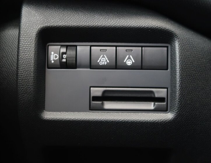 Citroën C5 Aircross SUV / Terénní 1,5 l 96 kw