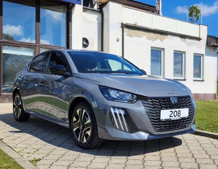 Peugeot 208 8