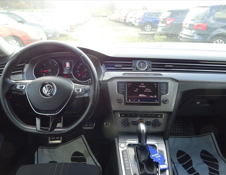 Volkswagen Passat Kombi 2,0 l 140 kw