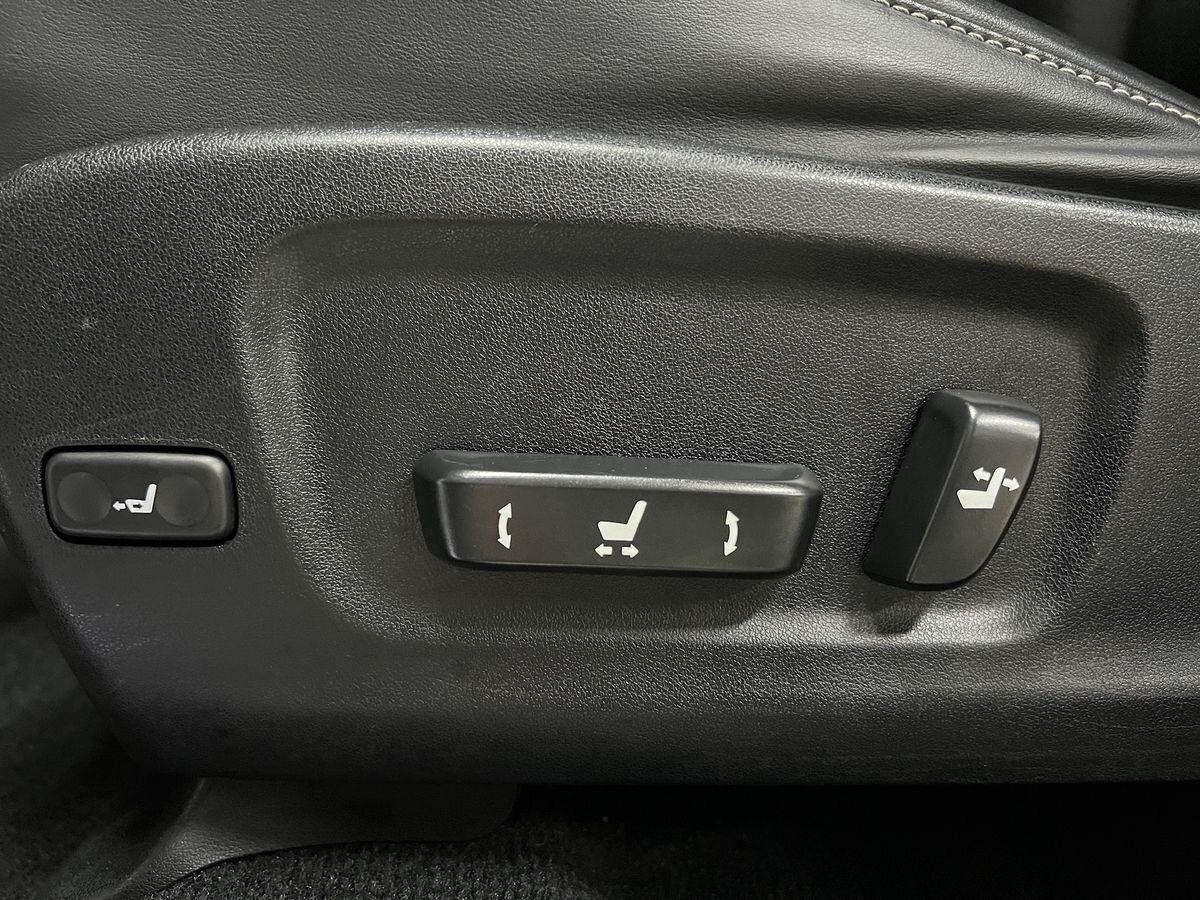 Lexus RX 450h SUV 3,5 l 193 kw