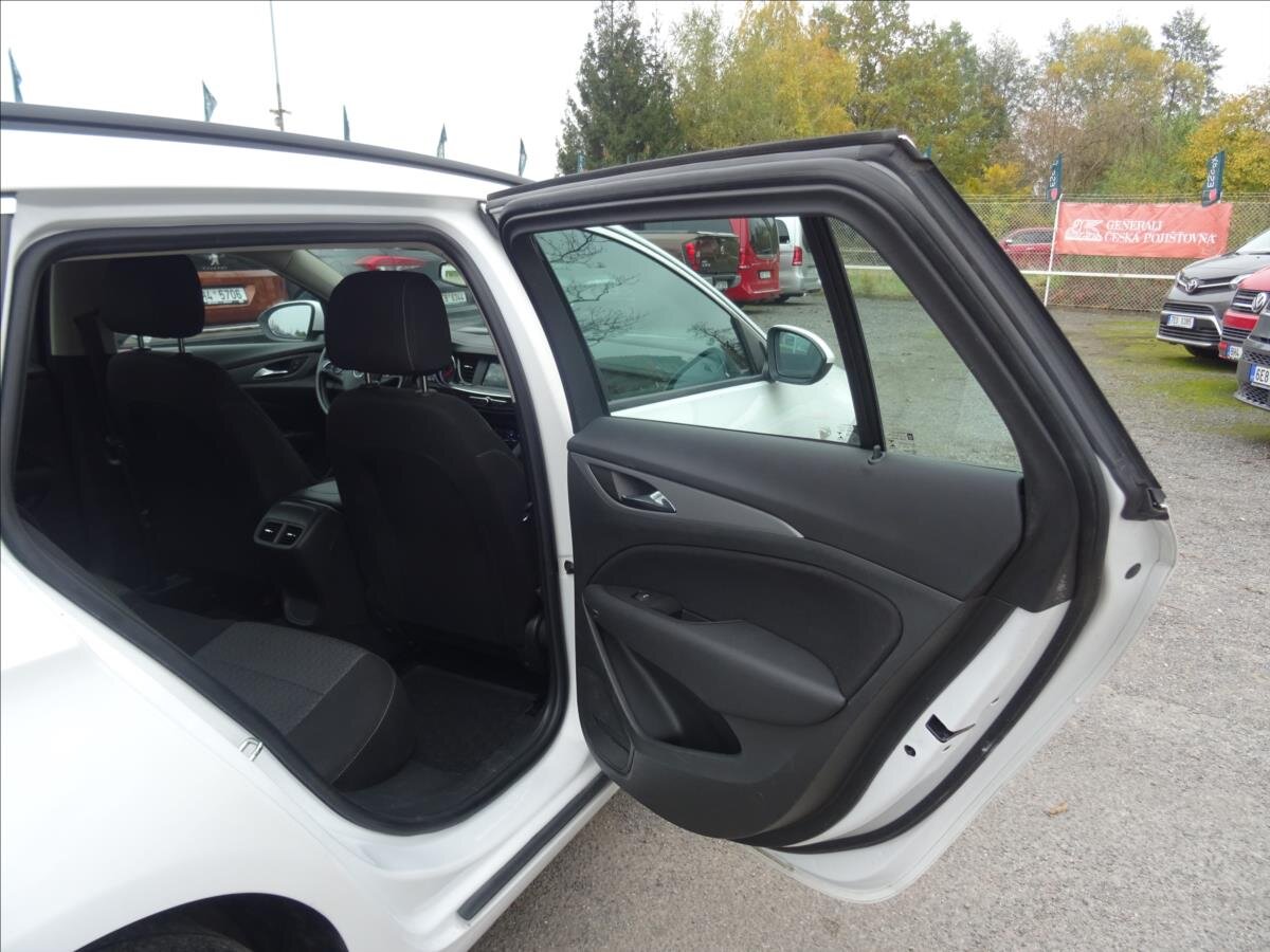 Opel Insignia Kombi 2,0 l 125 kw