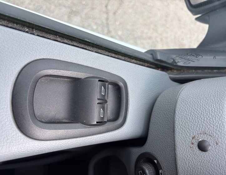 Ford Transit Skříň 2,0 l 96 kw