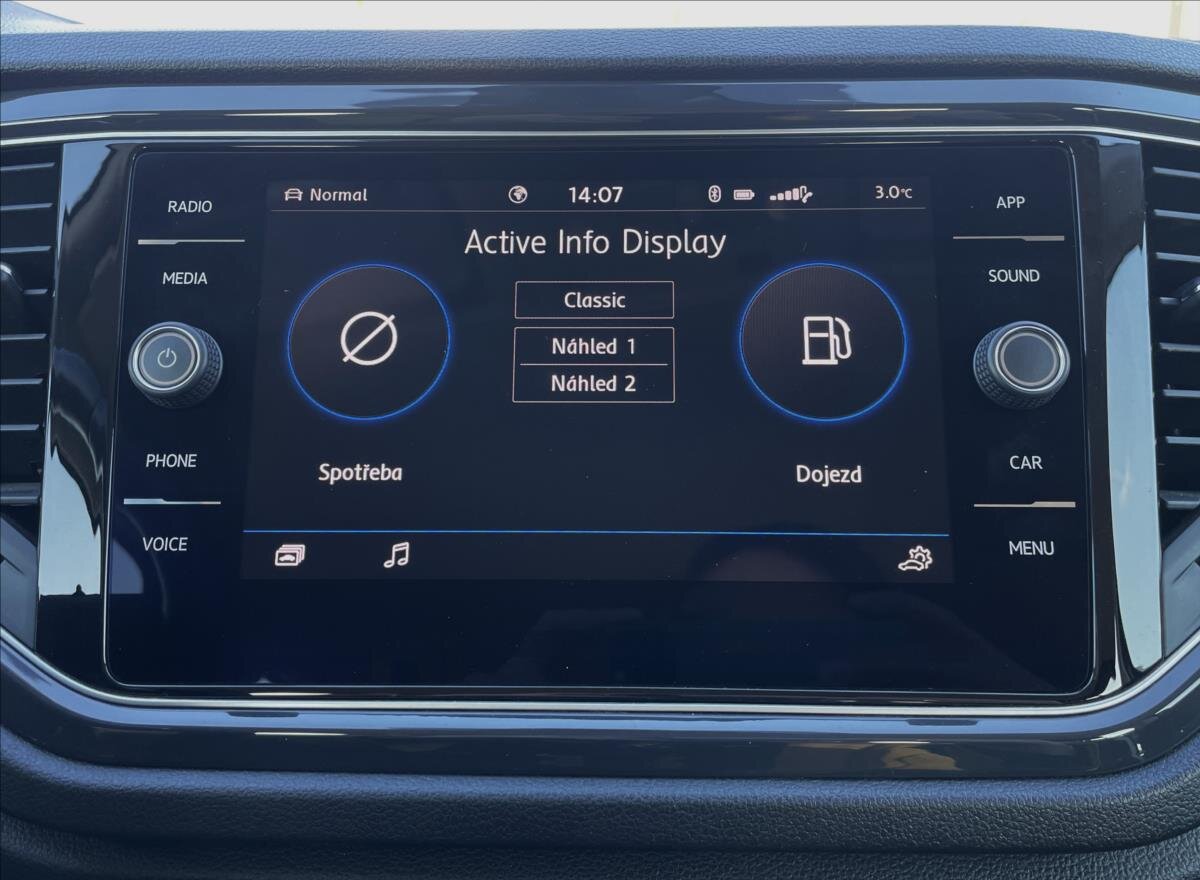 Volkswagen T-Roc SUV 2,0 l 110 kw