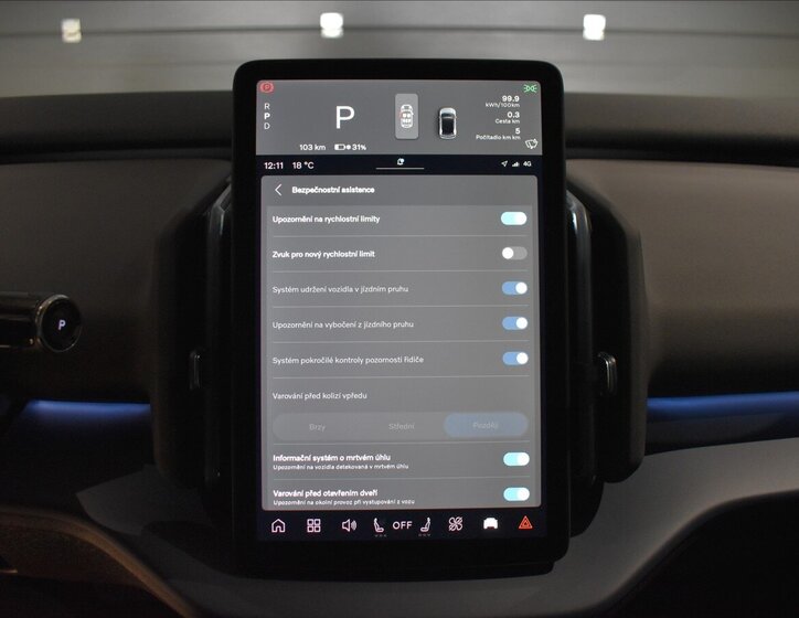 Volvo EX30 SUV / Terénní 0,0 315 kw