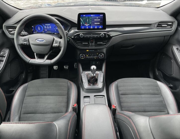 Ford Kuga SUV 1,5 l 88 kw