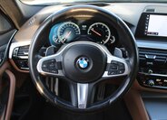 BMW Řada 5 Kombi 3,0 l 195 kw