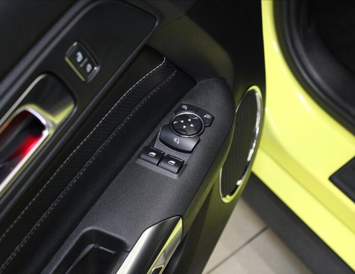 Ford Mustang Kupé 5,0 l 338 kw