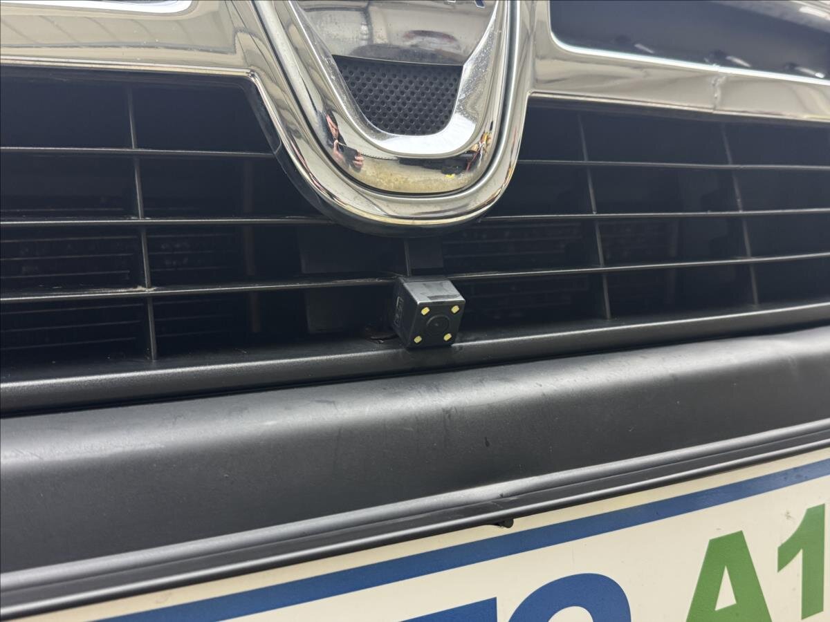 Dacia Duster SUV / Terénní 1,6 l 77 kw