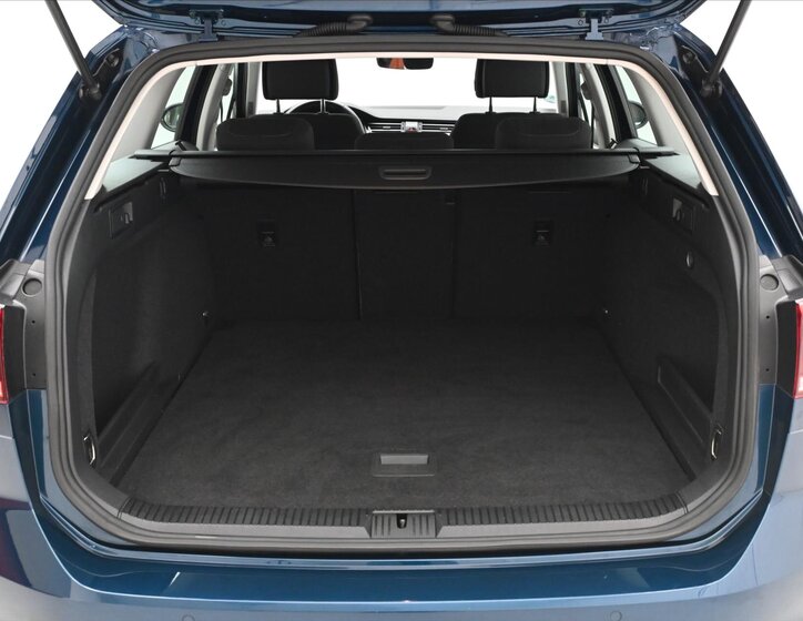 Volkswagen Passat Kombi 2,0 l 110 kw