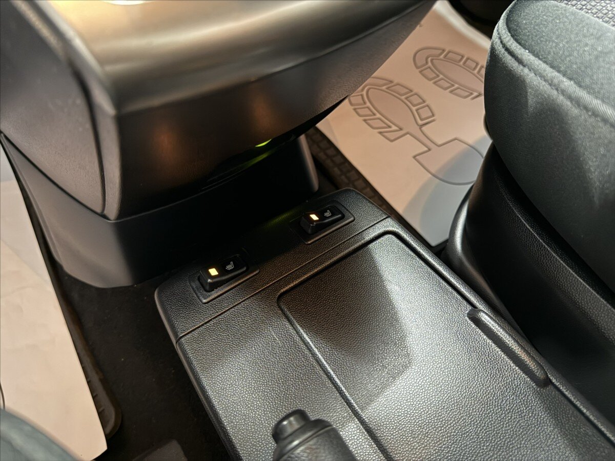 Mazda 5 Kombi 2,0 l 107 kw