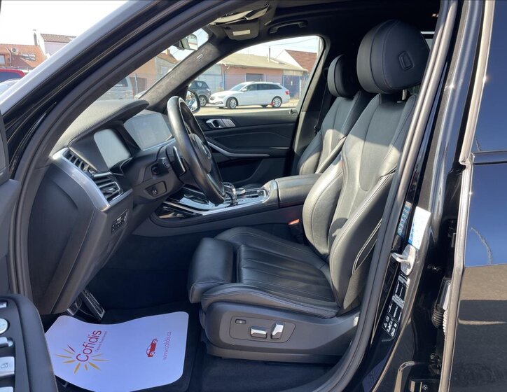 BMW X7 SUV / Terénní 3,0 l 195 kw