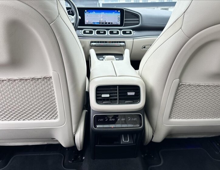 Mercedes-Benz GLS SUV 2,9 l 243 kw