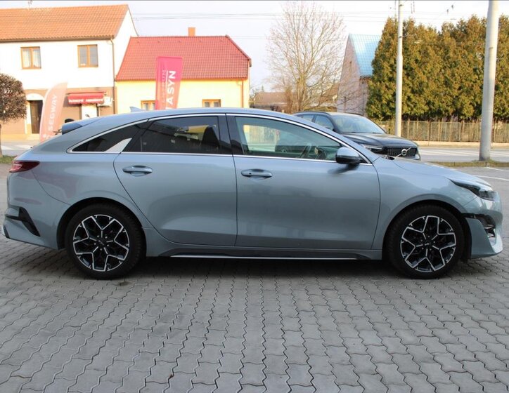 KIA ProCeed Hatchback 1,5 l 117 kw