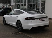 Tesla Model S Hatchback 0,0 493 kw