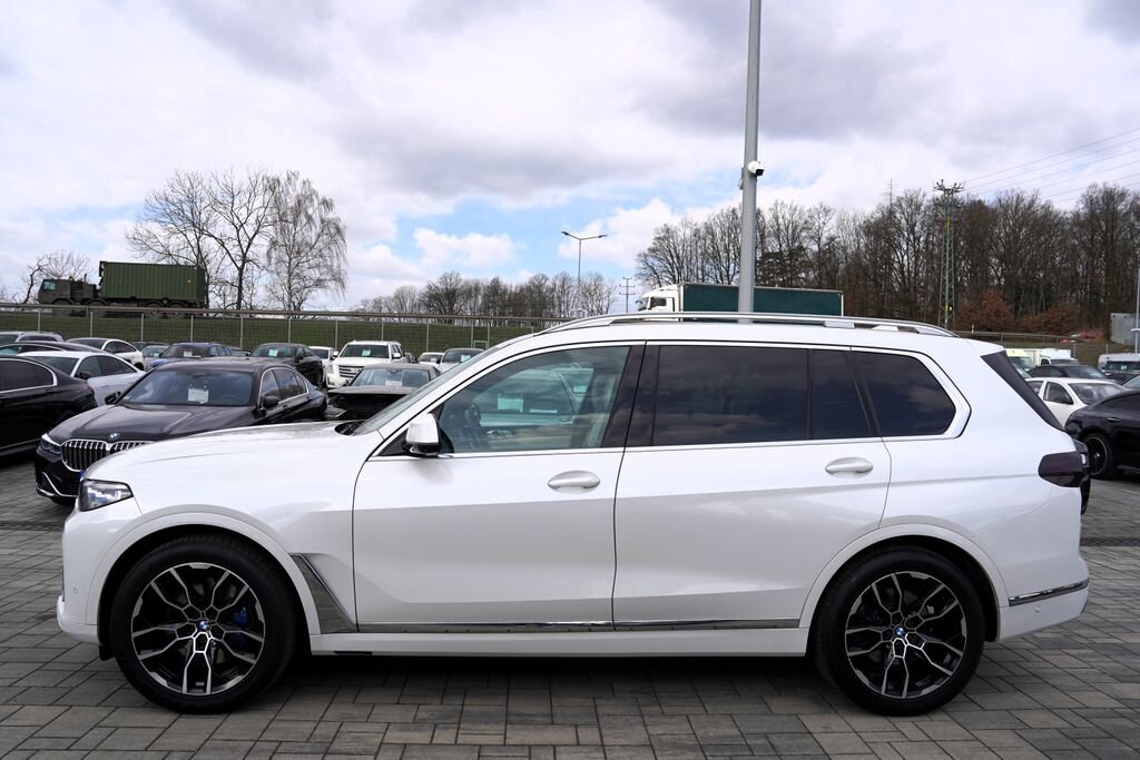 BMW X7 SUV / Terénní 3,0 l 250 kw