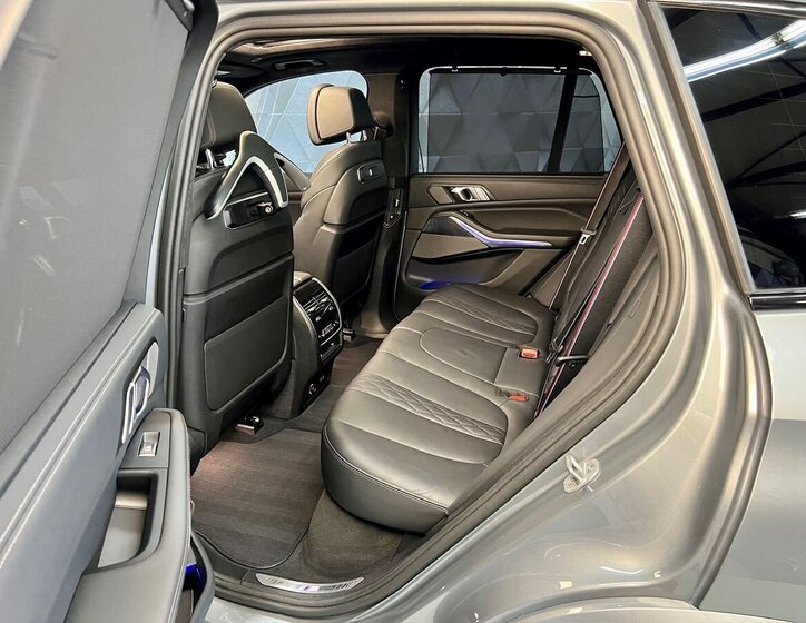 BMW X5 SUV / Terénní 3,0 l 250 kw