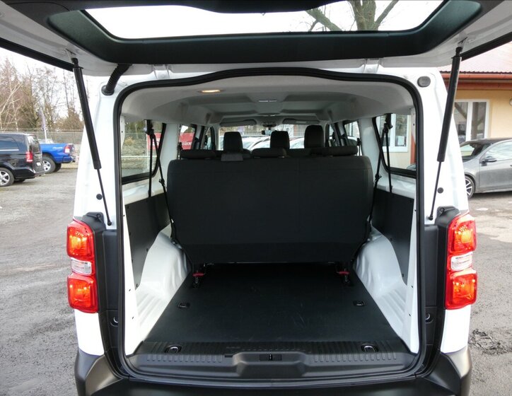 Peugeot Expert Kombi 1,5 l 88 kw