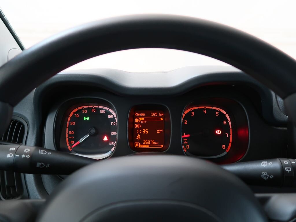 Fiat Panda Hatchback 999,0 52 kw