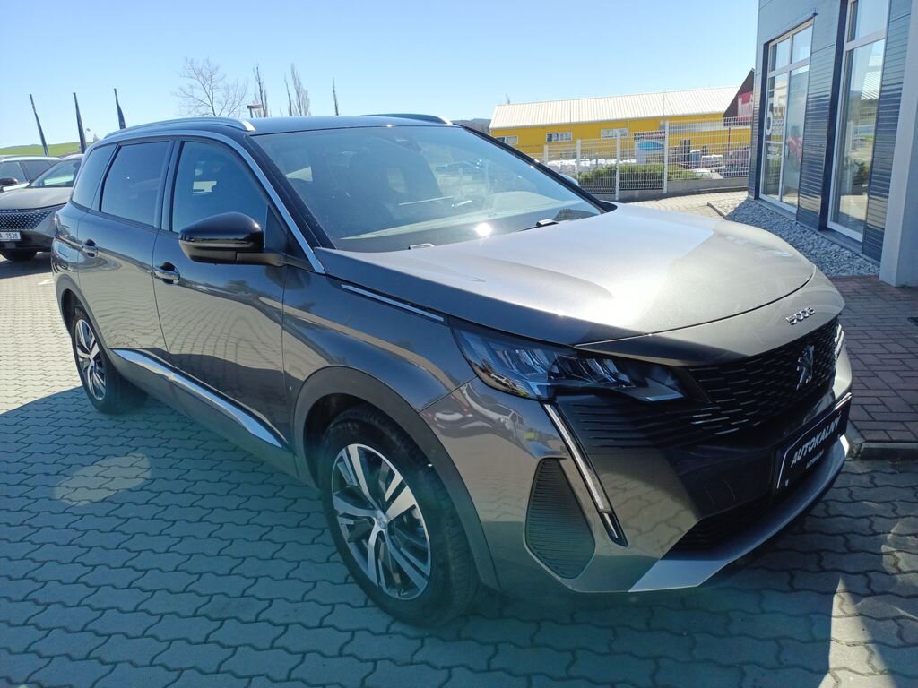 Peugeot 5008 SUV / Terénní 1,5 l 96 kw