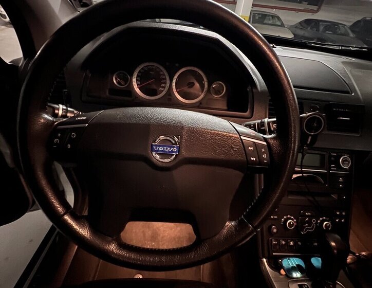 Volvo XC90 Kombi 2,4 l 147 kw