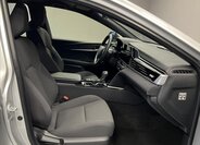 Toyota Camry Sedan / Limuzína 2,5 l 137 kw