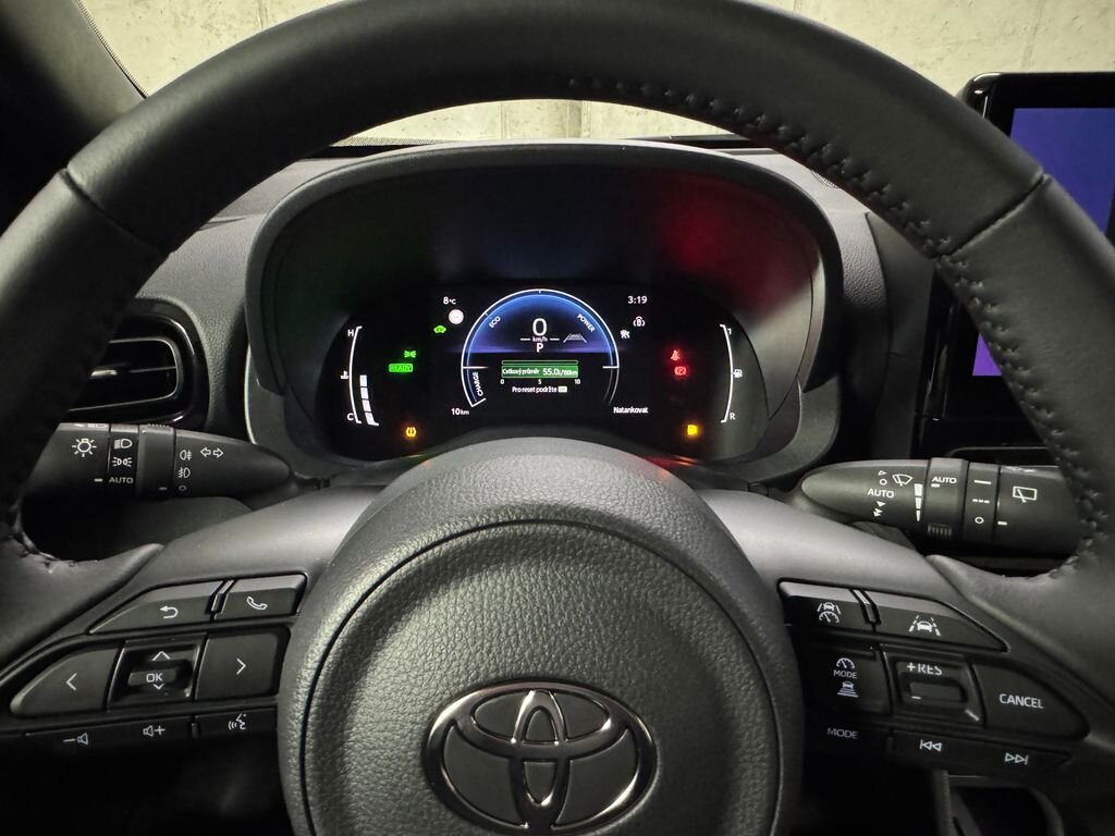 Toyota Yaris Cross SUV / Terénní 1,5 l 85 kw