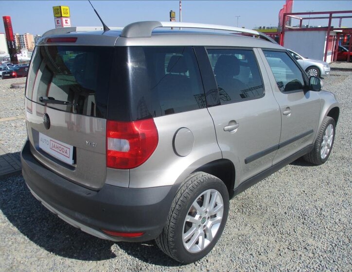 Škoda Yeti SUV / Terénní 1,2 l 77 kw