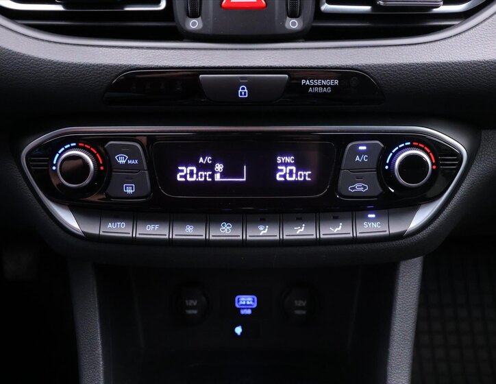 Hyundai i30 Kombi 998,0 88 kw