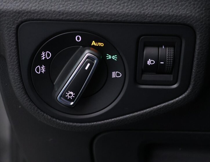 Volkswagen Golf Sportsvan MPV 1,2 l 63 kw