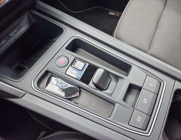 Cupra Formentor SUV / Terénní 1,5 l 110 kw