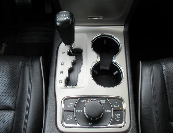 Jeep Grand Cherokee 11