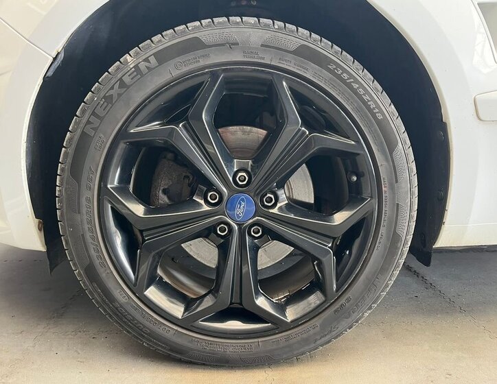 Ford S-MAX MPV 2,0 l 103 kw