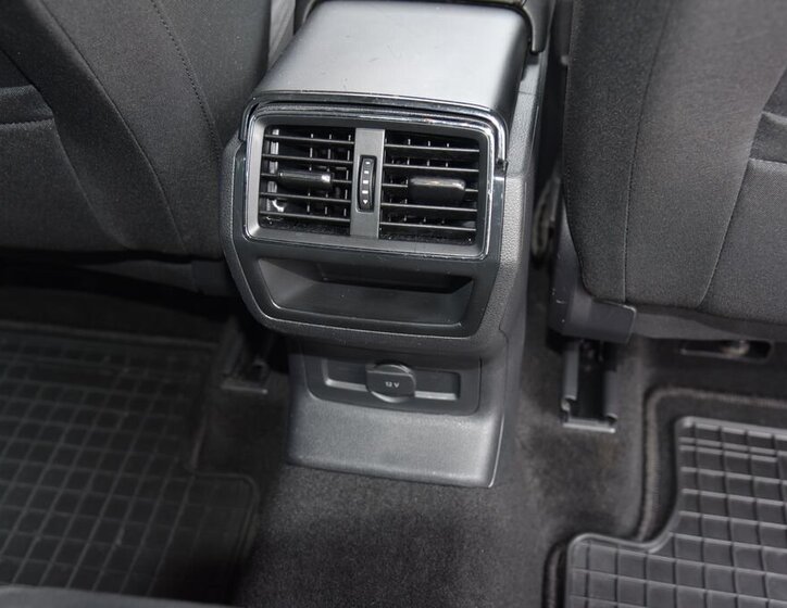 Škoda Karoq SUV / Terénní 2,0 l 85 kw