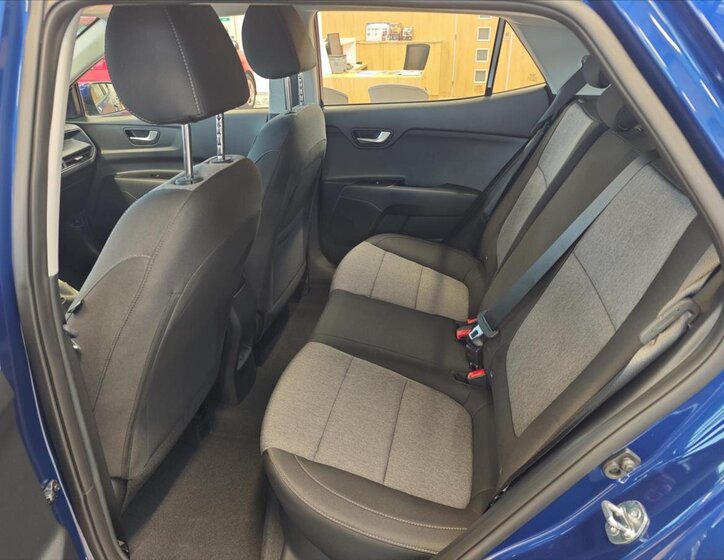 KIA Stonic CUV / Crossover 998,0 74 kw