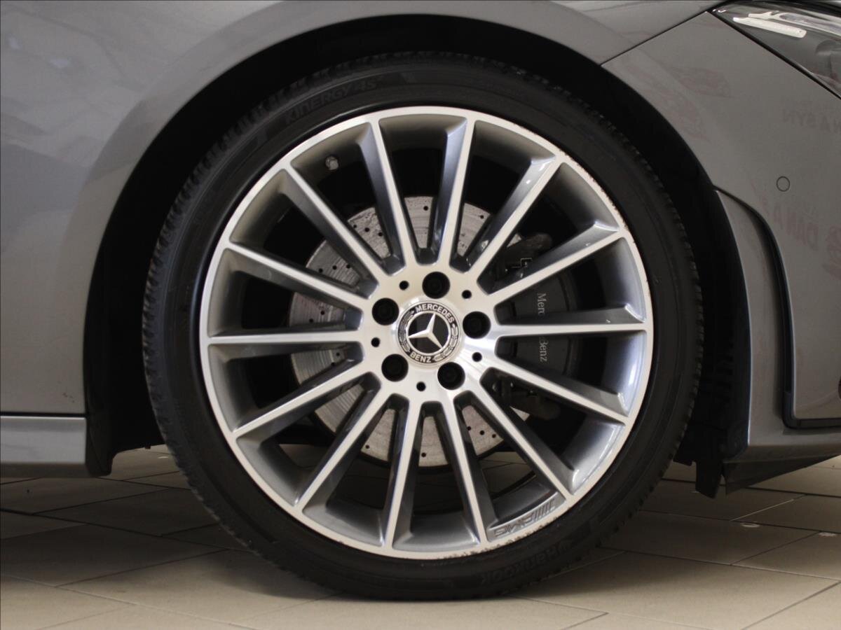 Mercedes-Benz CLA Kombi 2,0 l 140 kw