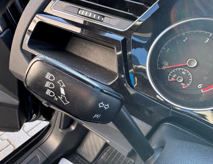 Volkswagen Touran MPV 2,0 l 140 kw