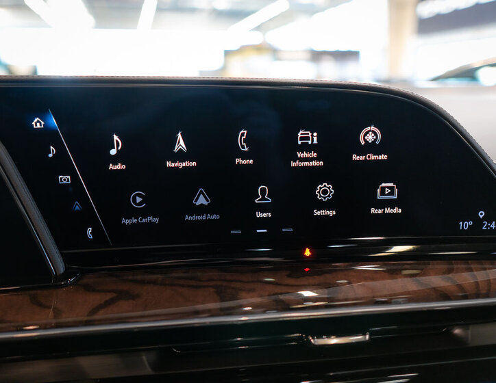 Cadillac Escalade SUV / Terénní 6,2 l 313 kw