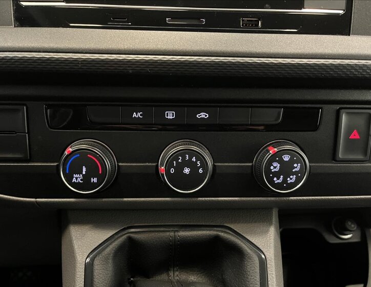 Volkswagen Transporter Kombi 2,0 l 81 kw