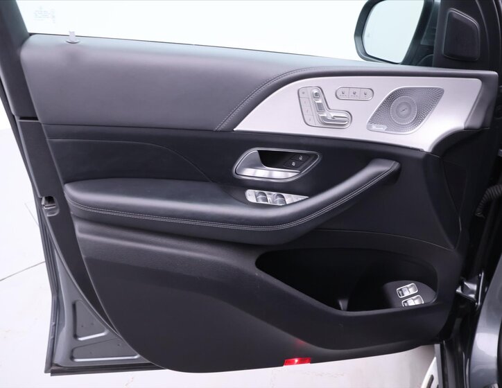 Mercedes-Benz GLS 12