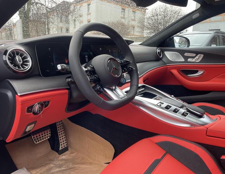 Mercedes-Benz AMG GT 9