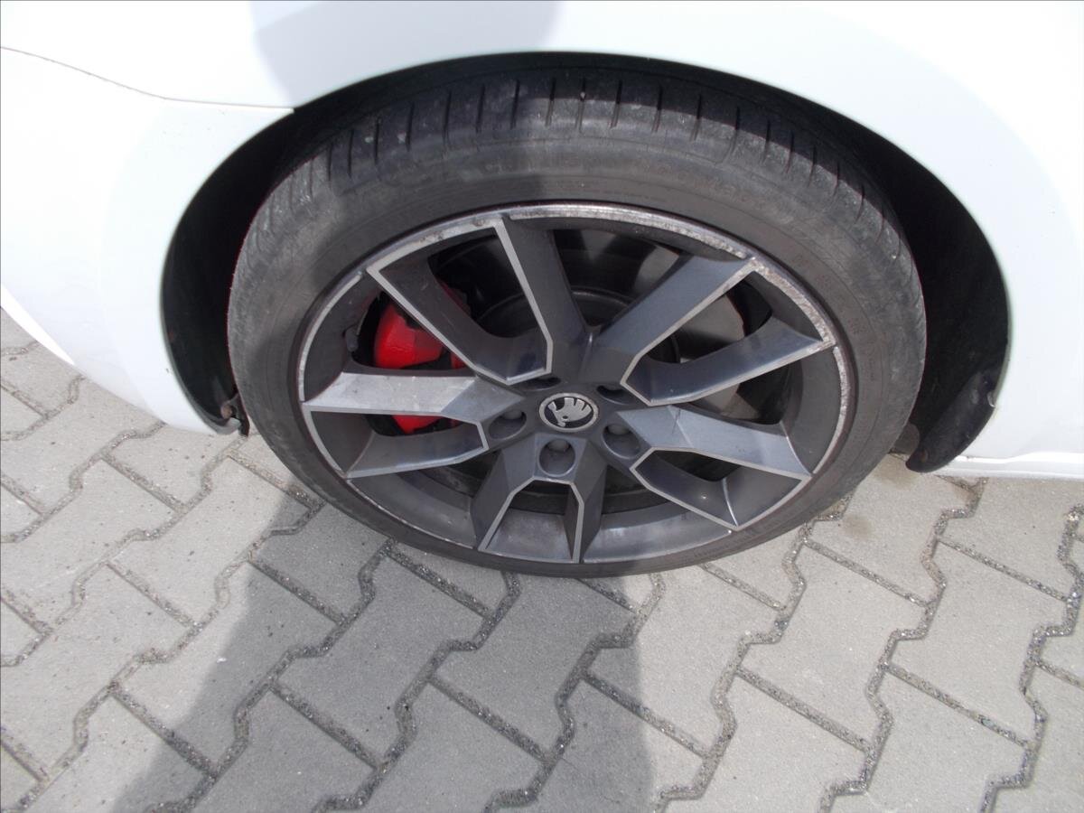 Škoda Octavia Kombi 2,0 l 135 kw