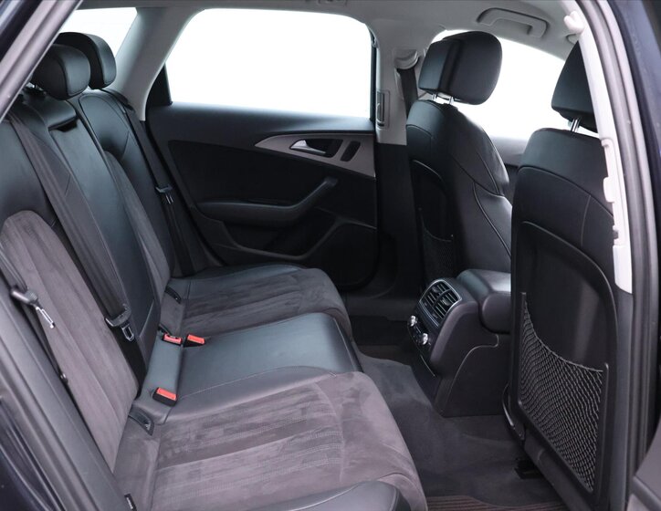 Audi A6 Allroad Kombi 3,0 l 180 kw