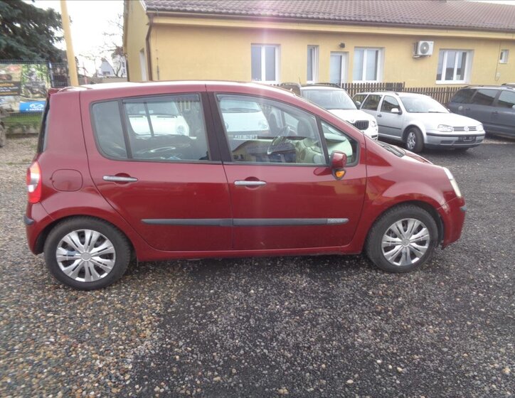 Renault Modus 8