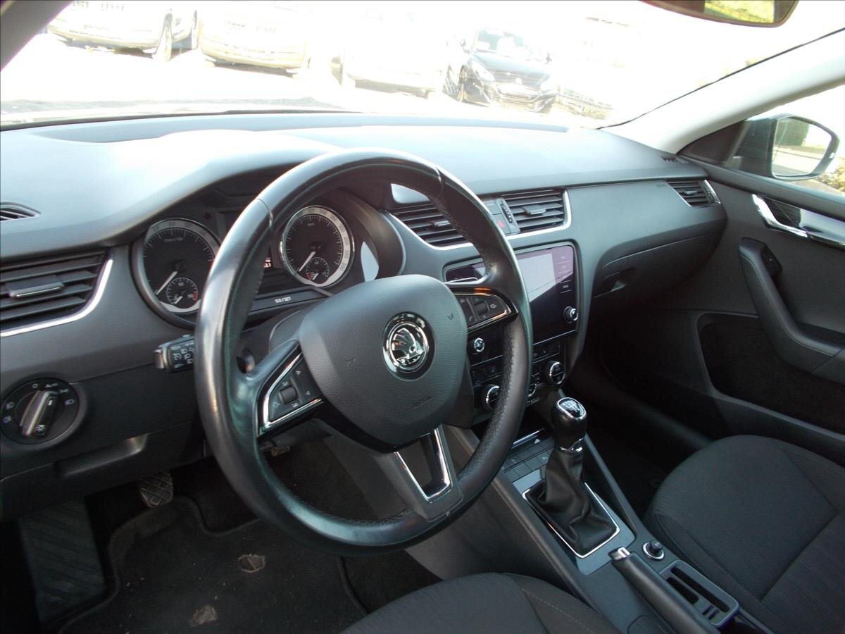 Škoda Octavia Kombi 1,6 l 85 kw