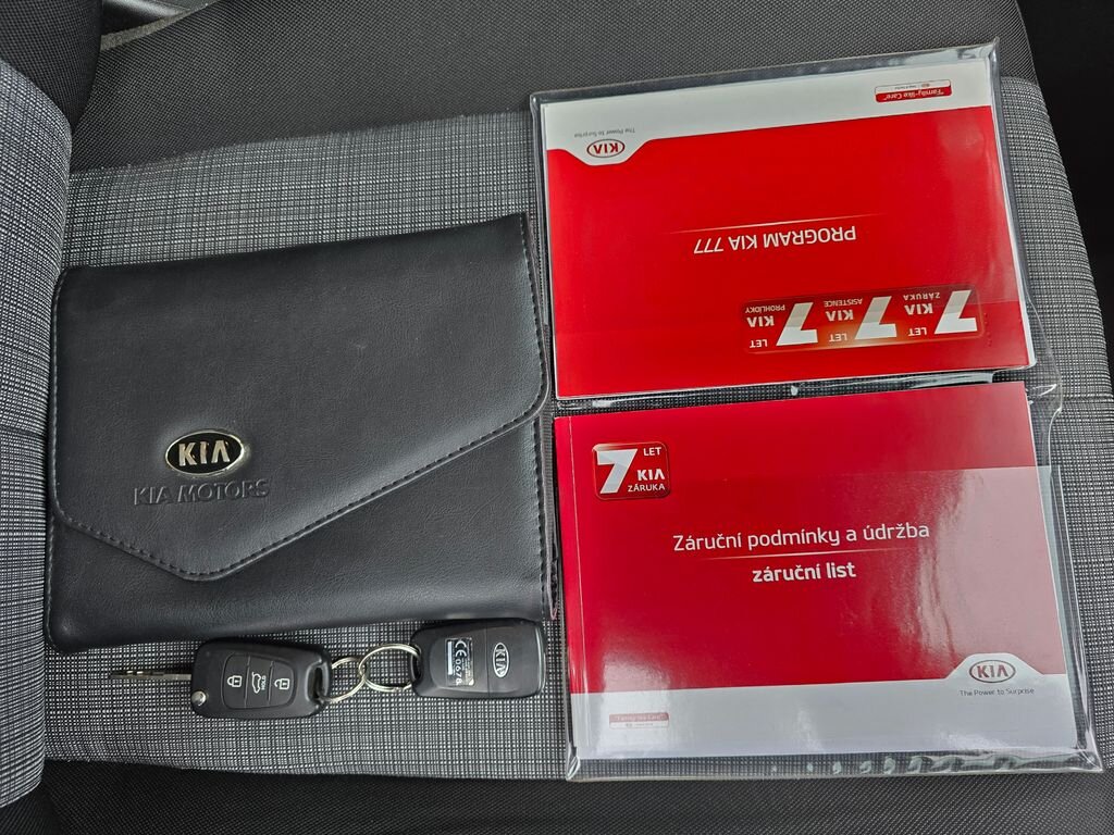 KIA Venga MPV 1,4 l 66 kw