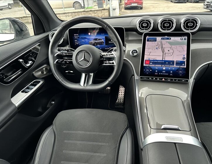 Mercedes-Benz GLC SUV / Terénní 2,0 l 145 kw