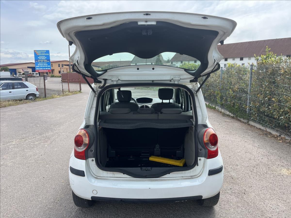 Renault Modus Hatchback 1,4 l 72 kw