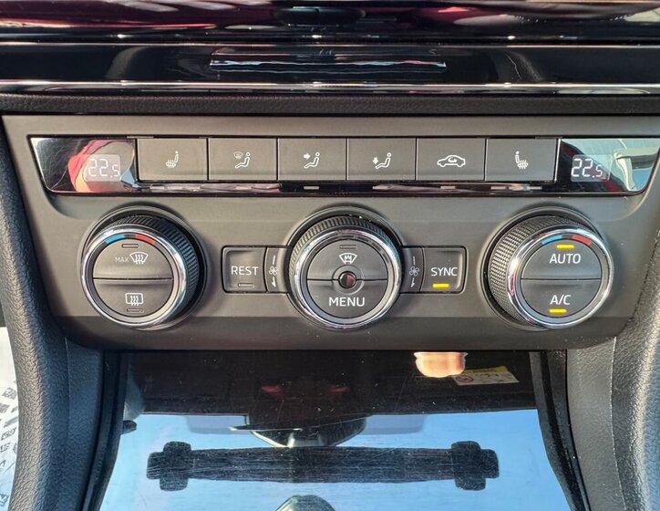 Škoda Superb Kombi 1,4 l 110 kw