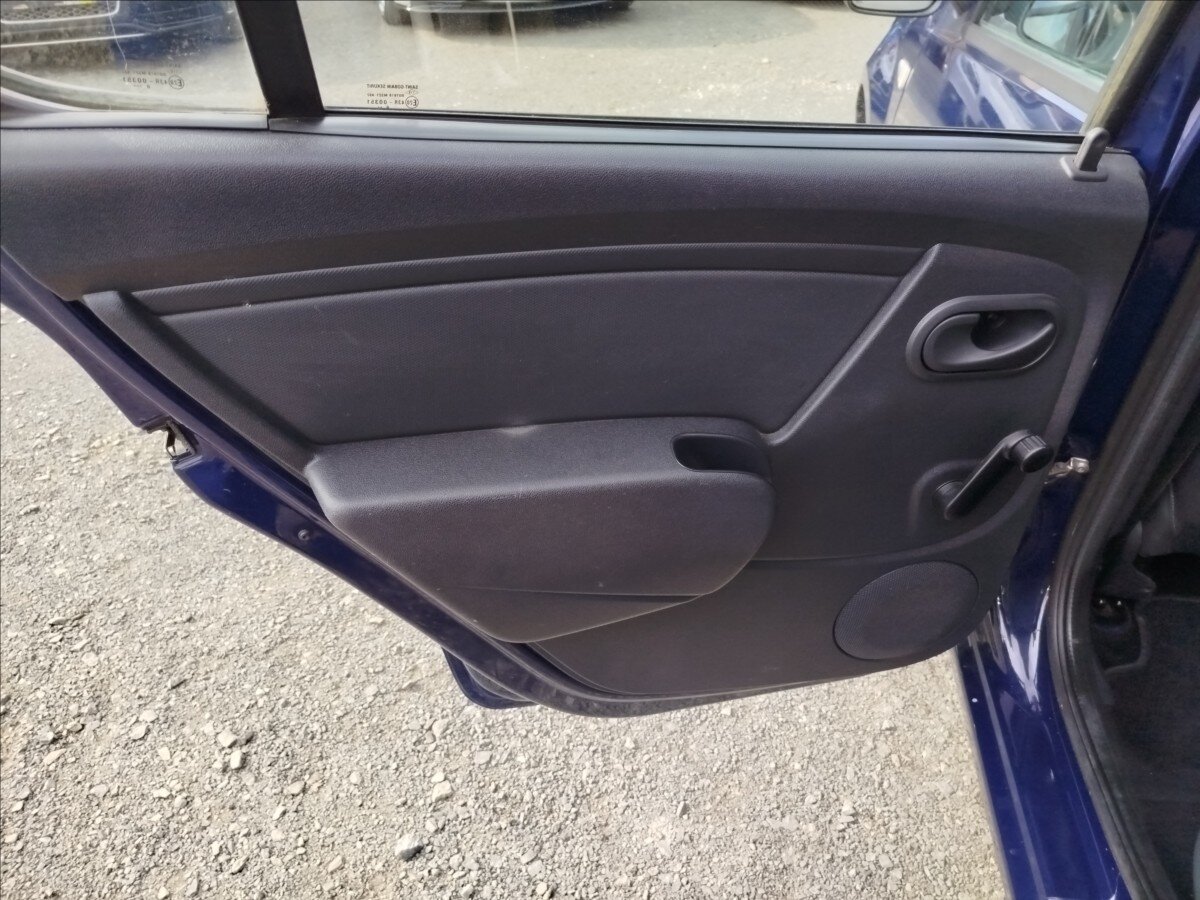 Dacia Sandero Hatchback 1,1 l 55 kw