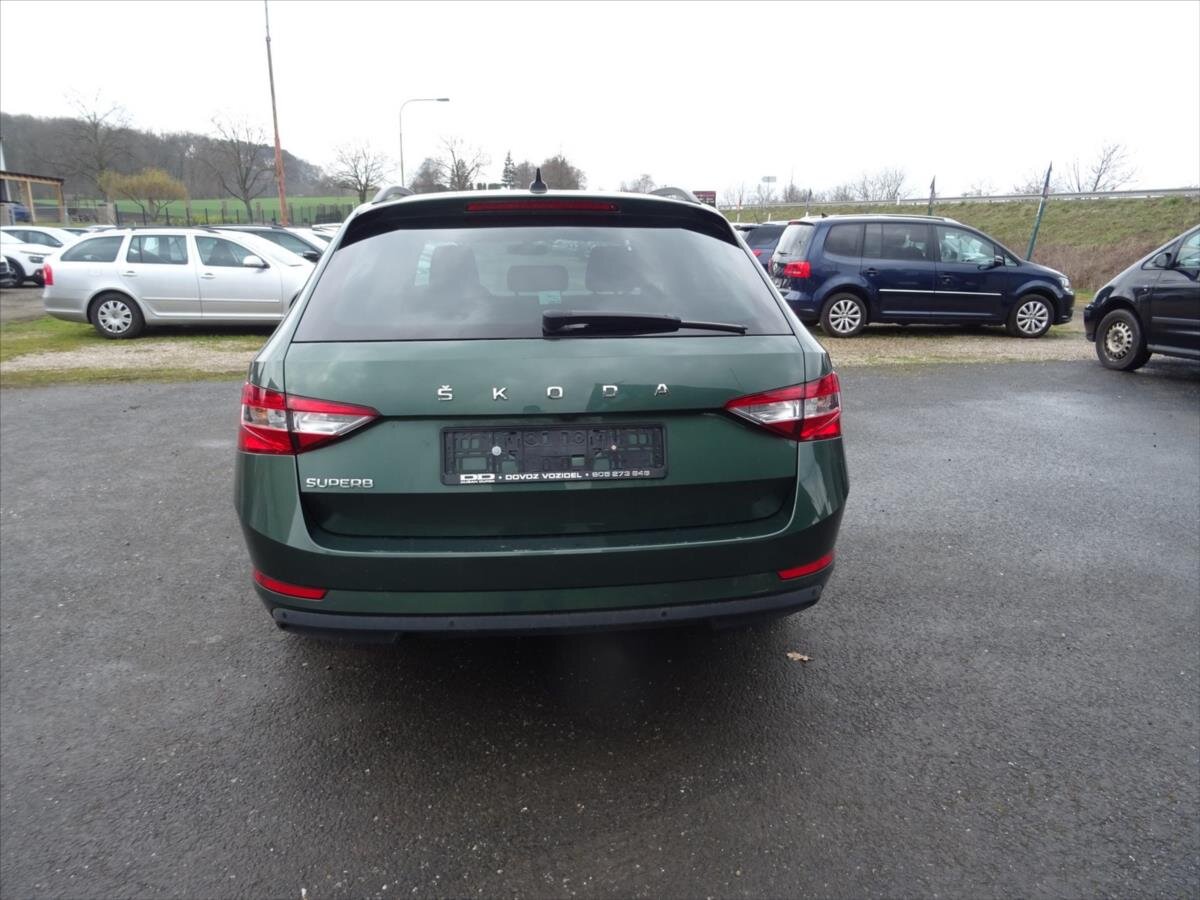Škoda Superb Kombi 1,6 l 88 kw
